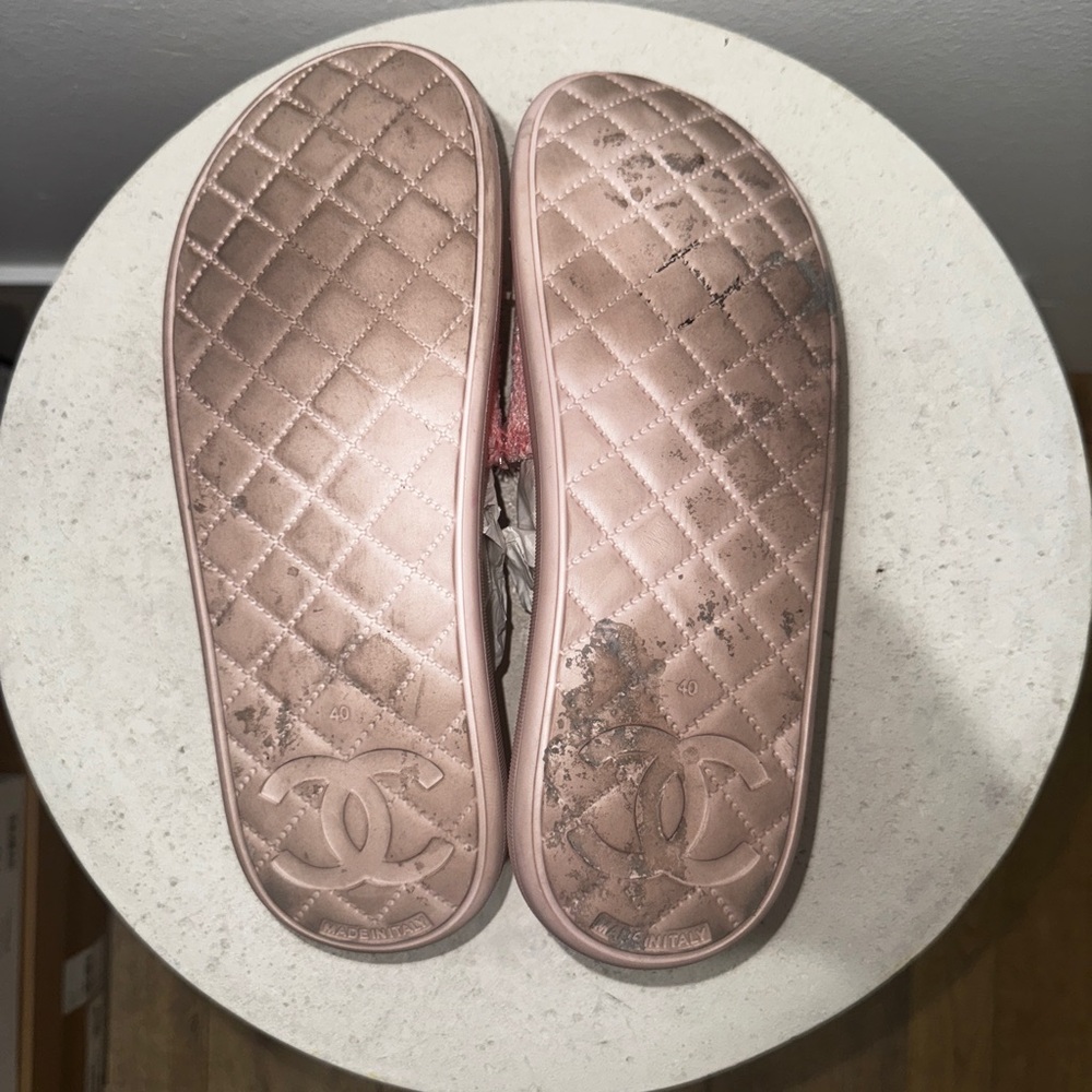 Chanel Pink Tweed CC Pool Beach Slides Sandals - Picture 7 of 11